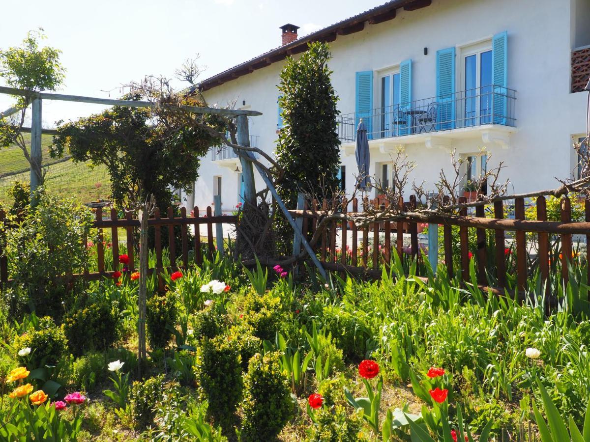 Casa Del Roseto Bed & Breakfast Belveglio Exterior photo